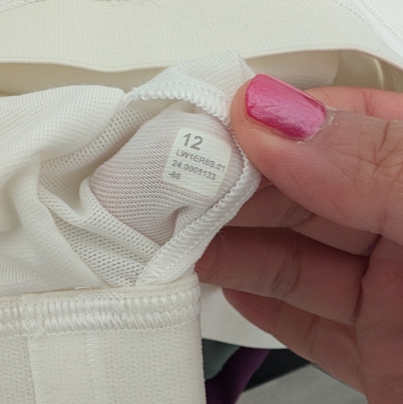 Lululemon Tanks - Picture 4 of 4